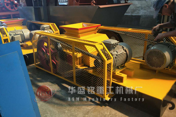 ��݁����C